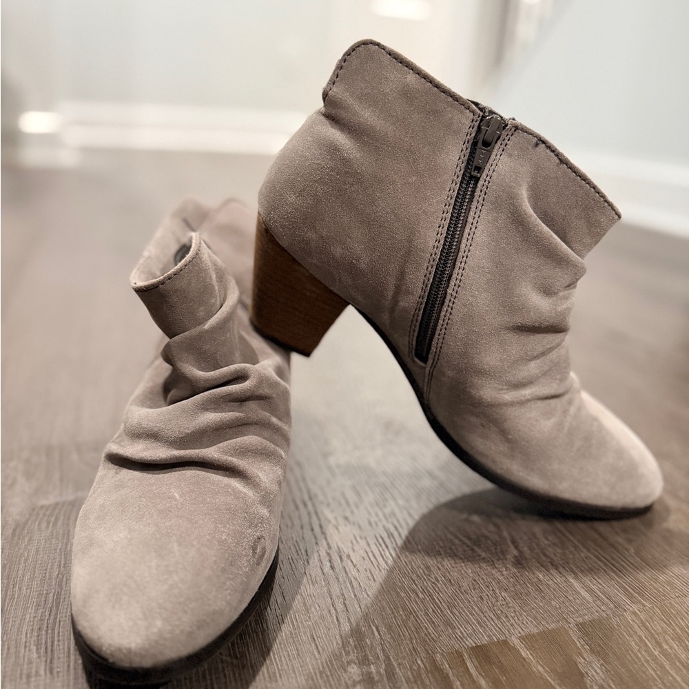 Women's Diba Sandra Suede Ankle Boots - Gray